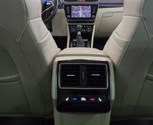 Notranja slika - Škoda Superb - Combi 2.0 TDI L K DSG - Matrix.pano.Canton.DCC.kam - 12 - Predogledna slika
