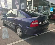 Zunanja slika - Opel Vectra - 1.6i 16V - SLOVENSKO POREKLO + ODLIČNO OHRANJEN - 5 - Predogledna slika