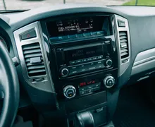 Notranja slika - Mitsubishi Pajero - 3.2 - 12 - Predogledna slika