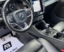 Zunanja slika - Volvo XC40 - T3 R-design+ALU+LED+HI-FI+KLJUKA - 11 - Predogledna slika
