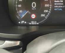 Notranja slika - Volvo V60 - D3 Momentum Avt. - 7 - Predogledna slika
