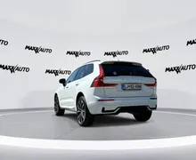 Notranja slika - Volvo XC60 - B4 AWD MILD HYBRID DIESEL ULTIMATE DARK - 7 - Predogledna slika