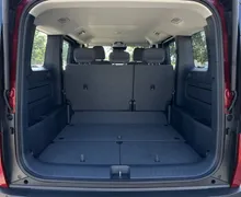 Notranja slika - KIA PV5 - Quantum 71.2 kWh baterija 120 kW 163 KS - 20 - Predogledna slika