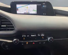 Zunanja slika - Mazda Mazda3 - HEAD UP-KEYLESS-VIRTUAL-NAVIGACIJA-KAMERA-ACC-LED - 11 - Predogledna slika