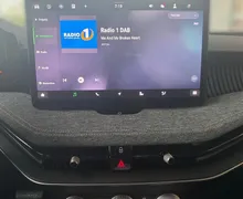 Notranja slika - Škoda Superb - Combi 2.0 TDI Selection DSG... - 9 - Predogledna slika