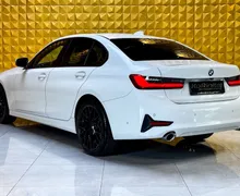 Notranja slika - BMW serija 3: - 320d xDrive AUT.-KAMERA-GRETJE-EL PRTLJAZNIK - 9 - Predogledna slika
