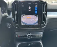 Notranja slika - Volvo XC40 - B3 P Plus Dark Avt. - 17 - Predogledna slika