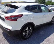 Zunanja slika - Nissan Qashqai - 1.3 DIG-T 140 hp -POTRJENA SERVISNA  -SLO POREKLO - 3 - Predogledna slika
