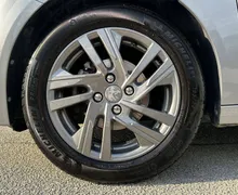 Notranja slika - Peugeot 208 - 1.2 PureTech 75 S S Active - 9 - Predogledna slika