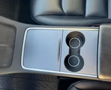 Notranja slika - Tesla Model Y - 3D3 / 3D7 - 19 - Predogledna slika