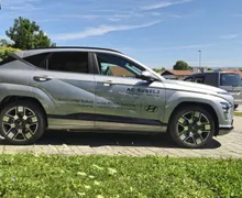 Zunanja slika - Hyundai Kona - 65KWH IMPRESSION V2L. WINTER II cena s subvencij - 4 - Predogledna slika