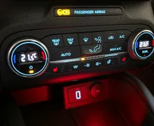 Zunanja slika - Ford Focus - 2.0TDCi ST NAVI PANO RECARO KAM LED - 12 - Predogledna slika