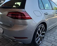 Zunanja slika - Volkswagen Golf - 2.0 TDI CARAT EXCLUSIVE DSG.FULLED.NAVIPRO.PANO... - 4 - Predogledna slika