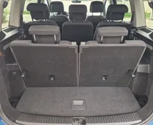 Notranja slika - VW Touran - 1.6TDI-DSG-7SEDEŽEV-ACC-F1-2XLED-2XPDC-NA OBROKE - 9 - Predogledna slika