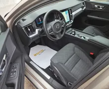 Zunanja slika - Volvo V60 - 2.0 B4 Core ACC-KAMERA-NAVI-LED-GRETJE SPR/ZAD.SED - 19 - Predogledna slika