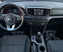 Notranja slika - KIA Sportage - 1.6 CRDI-LED-LIZING ZA TUJCE-TEMPOMAT-KAMERA... - 9 - Predogledna slika