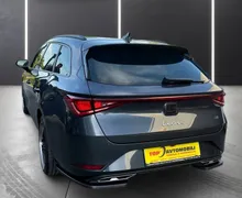 Zunanja slika - Seat Leon - ST 2.0 TDI FR LED ACC NAVI LINE ASIST VIRTUAL TOP - 6 - Predogledna slika