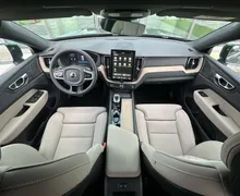 Notranja slika - Volvo XC60 - B5  P  AWD Plus Dark... - 21 - Predogledna slika