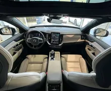Notranja slika - Volvo XC90 - T8 AWD Ultra Dark 7s 3 leta garancije + 3 servisi. - 20 - Predogledna slika