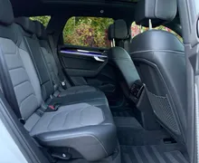 Notranja slika - Volkswagen Touareg - 4x4 V6 TDI R-Line|53.000km|Zračno|Matrix|Pano|ACC - 11 - Predogledna slika