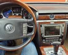 Notranja slika - VW Phaeton - DMR 3,0 V6 TDI 4MOTION Tiptronic - 6 - Predogledna slika