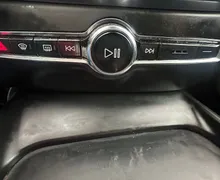 Zunanja slika - Volvo V60 - D3 Momentum Pro Avt+4 ALU.USNJE.NAVI.4X4.TOP - 15 - Predogledna slika