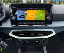 Notranja slika - Seat Arona - 1.0 Eco TSI Style DSG-SLO-LED-ACC-PDC-Vzv.kamera.. - 9 - Predogledna slika