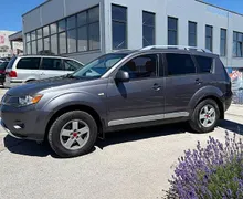 Zunanja slika - Mitsubishi Outlander - 2.0 DID Intense 4WD ZELO LEP - 4 - Predogledna slika