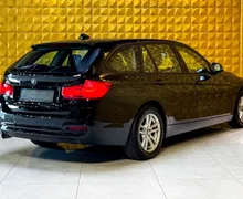 Notranja slika - BMW serija 3 Touring: - 318d AUT.-LED-GRETJE-NAVI-TEMP-EL PRTLJAZNIK - 11 - Predogledna slika