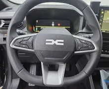 Zunanja slika - Dacia Bigster - Journey TCe140+Paket City+Dizajn+4 leta servisov - 10 - Predogledna slika