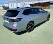 Zunanja slika - Volkswagen Passat - 2.0 TDI BMT R-Line DSG LED. NAVI.KAMER360.PDC2X - 4 - Predogledna slika