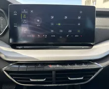 Notranja slika - Škoda Octavia - Combi 2.0 TDI Style DSG ACC Mrtvi kot Memory - 19 - Predogledna slika