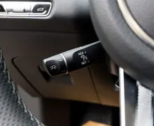 Zunanja slika - Hongqi - - HS3 1.5 TURBO 169 DTC  ZALOGA - 6 - Predogledna slika