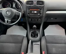 Notranja slika - Volkswagen Golf - Highline 1.6 TDI - 11 - Predogledna slika