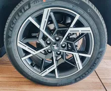 Zunanja slika - Hyundai Tucson - 1.6 T-GDI HEV PREMIUM N-LINE PERLA-PANORAMA-VIDEO - 4 - Predogledna slika