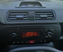 Notranja slika - Fiat Panda - 4x4 1,3 Multijet Rock - 19 - Predogledna slika
