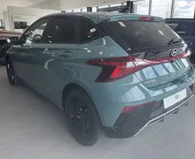 Zunanja slika - Hyundai i20 - 1.0 T-GDI FL 90 COMFORT BLACK PACK AAC WINTER rg - 5 - Predogledna slika