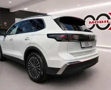 Notranja slika - Volkswagen Tiguan - 2.0 TDI Elegance DSG - LED Plus.alcantara.kamera - 7 - Predogledna slika