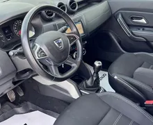 Notranja slika - Dacia Duster - 1.0 Tce 1.LASTNIK+SLO+NAVI+TEMP+KAMERA - 11 - Predogledna slika