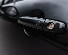 Zunanja slika - Suzuki Swift - 1.6 Sport - Xenon - Ogrevanje sedežev - Keyless - 16 - Predogledna slika