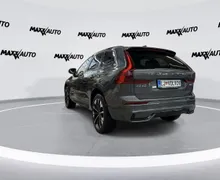 Notranja slika - Volvo XC60 - B5 P AWD Plus Dark... - 7 - Predogledna slika