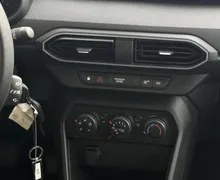 Zunanja slika - Dacia Sandero - 1.0 TCe 100 Essential - 15 - Predogledna slika