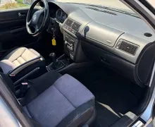 Zunanja slika - Volkswagen Golf - Basis 1.6 ZELO LEPO OHRANJEN - 10 - Predogledna slika