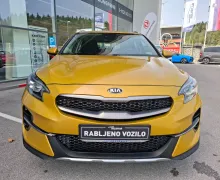 Zunanja slika - KIA XCeed - 1.0 T-GDi - SLOVENSKI - POTRJENA SERVISNA KNJIGA - 3 - Predogledna slika