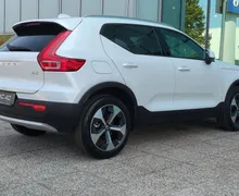 Zunanja slika - Volvo XC40 - B3 P Core AT DCT 3 leta garancije + 3 servisi... - 5 - Predogledna slika