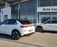 Zunanja slika - Volkswagen T-Roc - 1.5 TSI R-line 110  150  NOVI MODEL - 4 - Predogledna slika