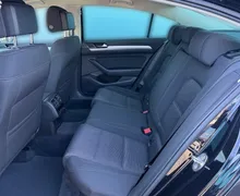 Notranja slika - Volkswagen Passat - 1.4 TSI BMT Trendline-Full LED-Navi-Masaža-Kamera - 11 - Predogledna slika