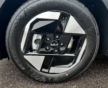 Zunanja slika - KIA EV3 - STAR 58.3 kWh baterija.doseg do 436km - 6 - Predogledna slika