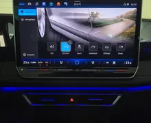 Notranja slika - Volkswagen Tiguan - 4motion 2.0 TDI BMT R-Line DSG - VSA MOŽNA OPREMA - 17 - Predogledna slika