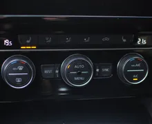 Notranja slika - Volkswagen Arteon - 2,0 TDI BMT Elegance DSG - 19 - Predogledna slika